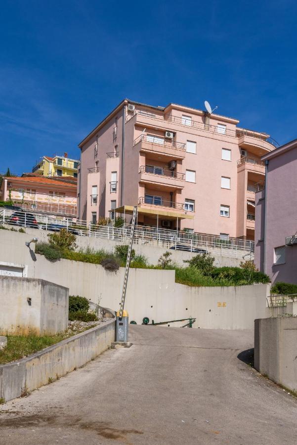 Apartment Marijana Трогир Екстериор снимка