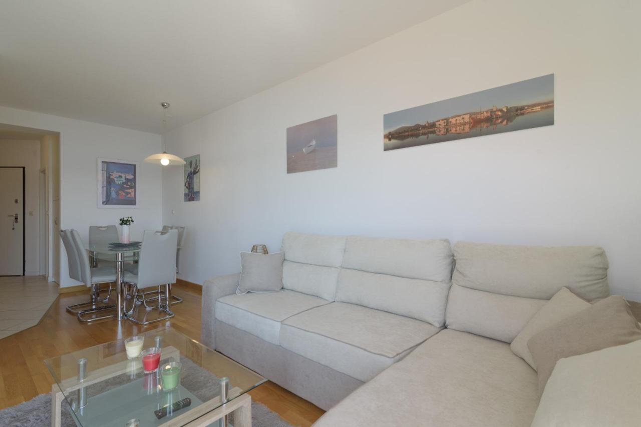 Apartment Marijana Трогир Екстериор снимка