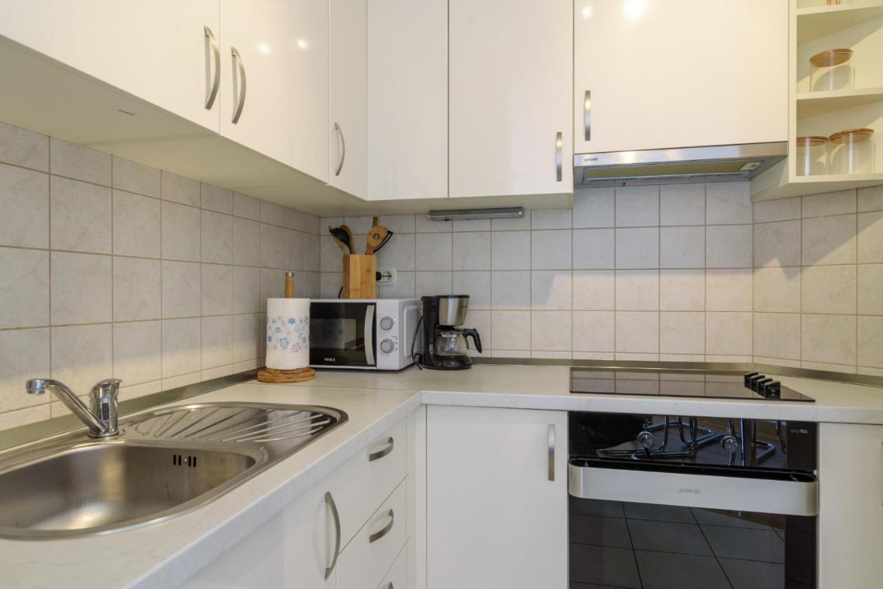 Apartment Marijana Трогир Екстериор снимка