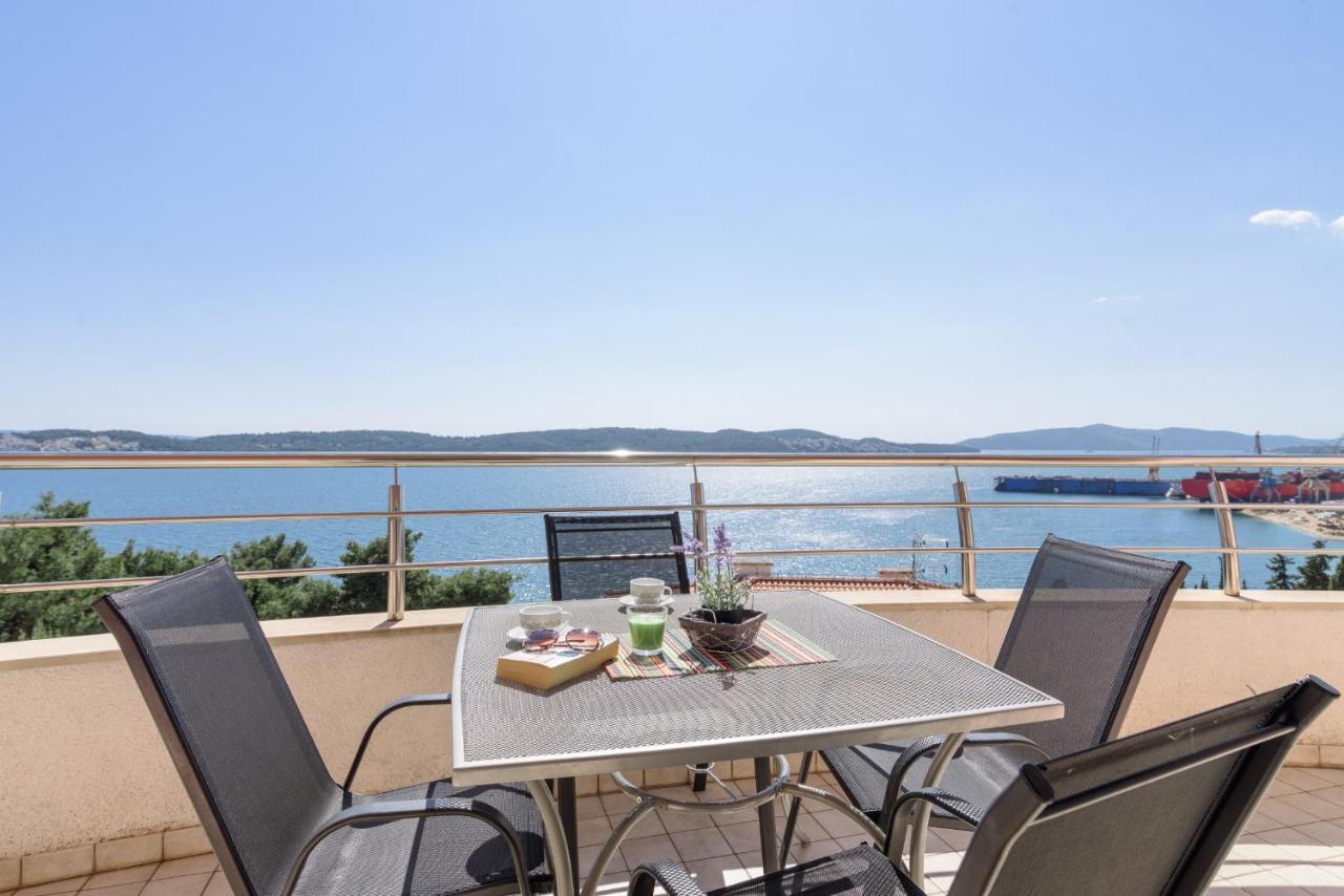 Apartment Marijana Трогир Екстериор снимка